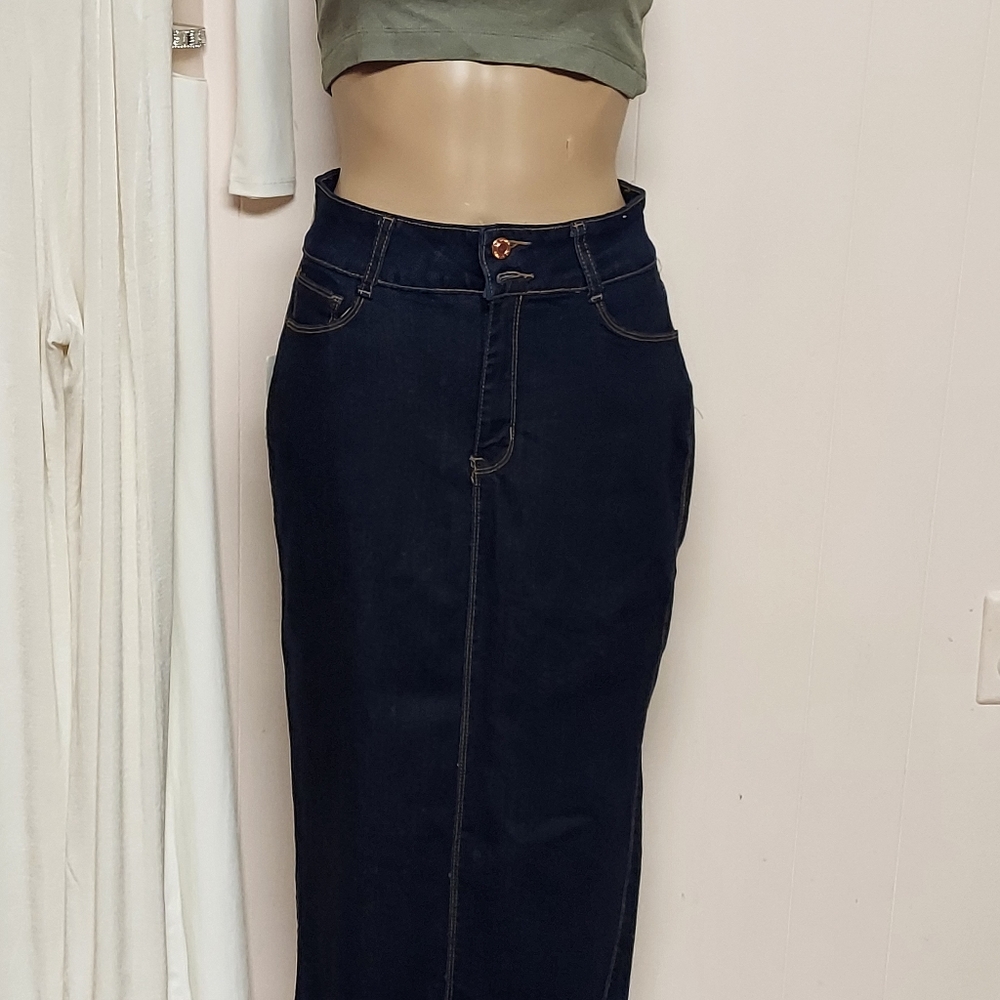 AQ High Waisted denim skirt